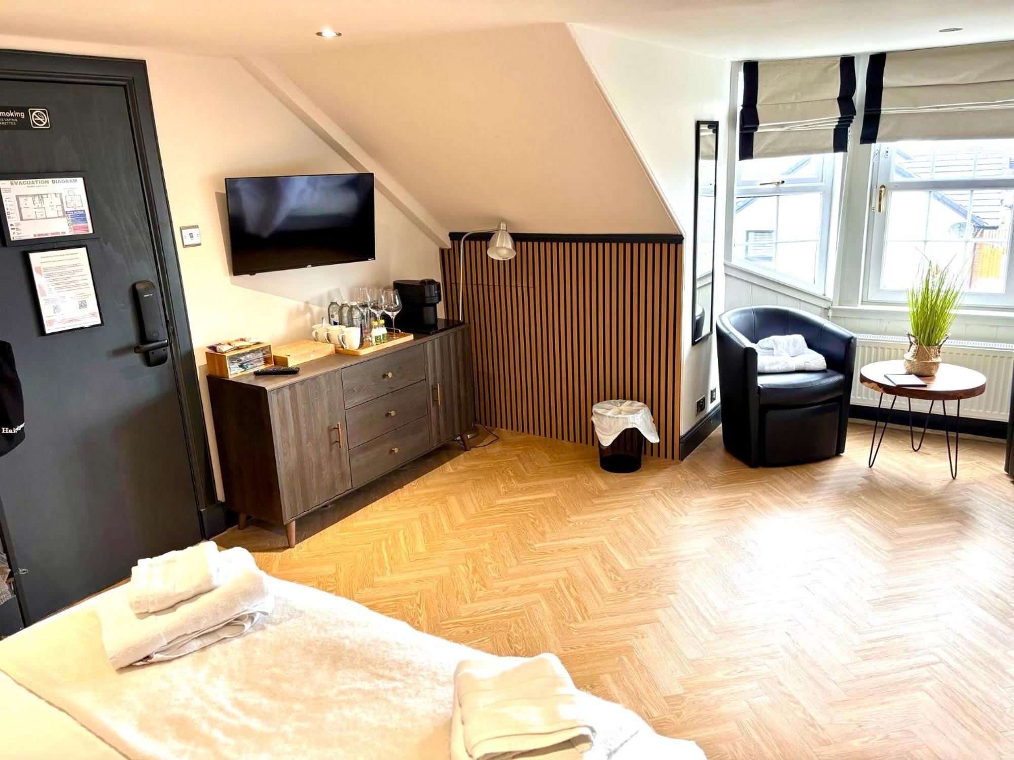 'Clyde' In Allandale Aparthotel 오치터라더 외부 사진